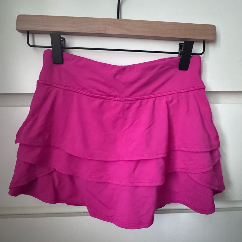 Athleta girl Bright Pink Tiered Ruffle Skirt size medium 8-10